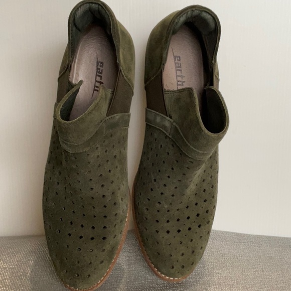 ‼️final price ‼️Earth Ankle Boots - Picture 2 of 6